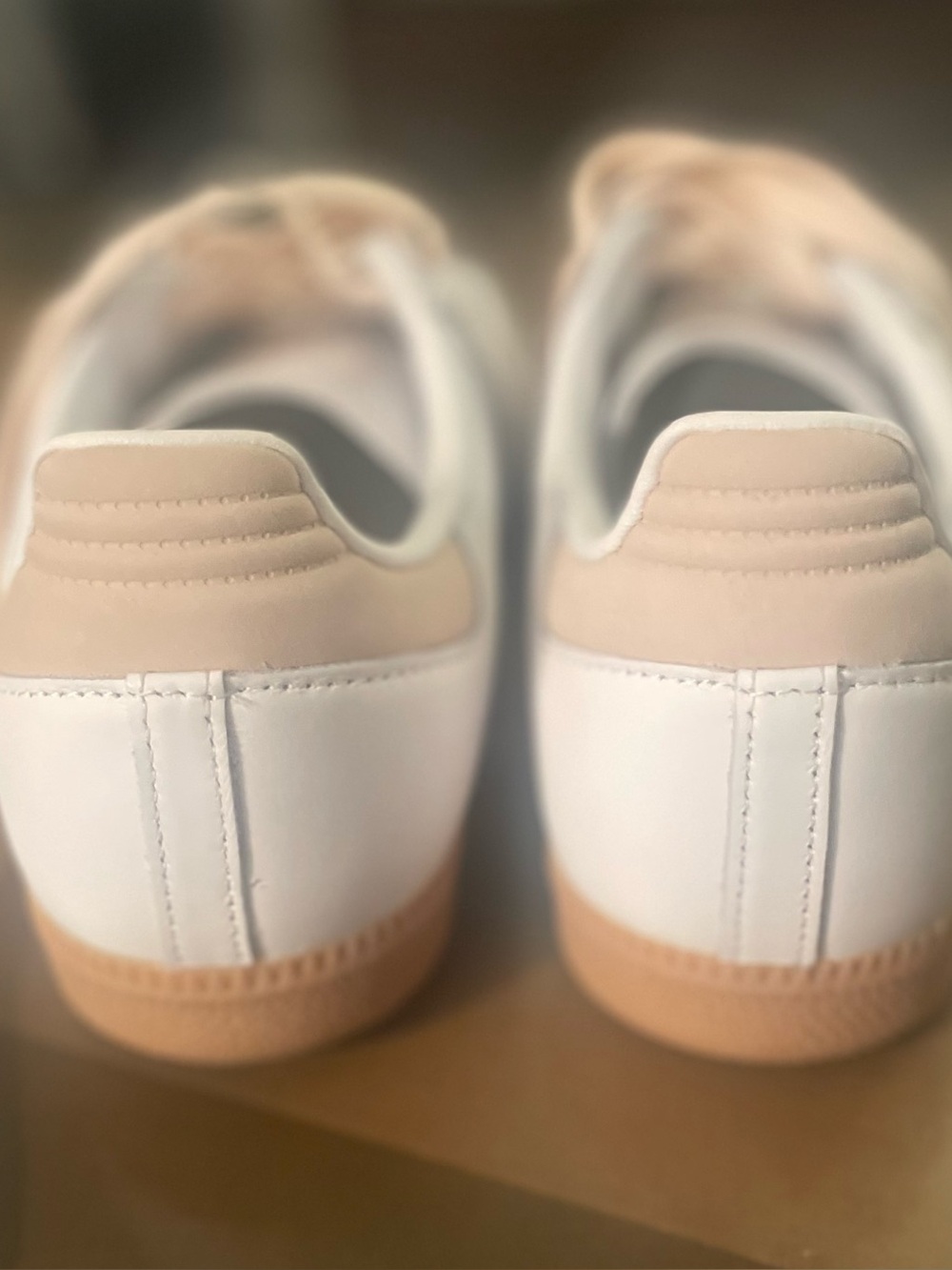 Womens adidas Samba OG
Athletic Shoe - Off White /
Sandy Pink / Gum Sz. 9 - Picture 4 of 13